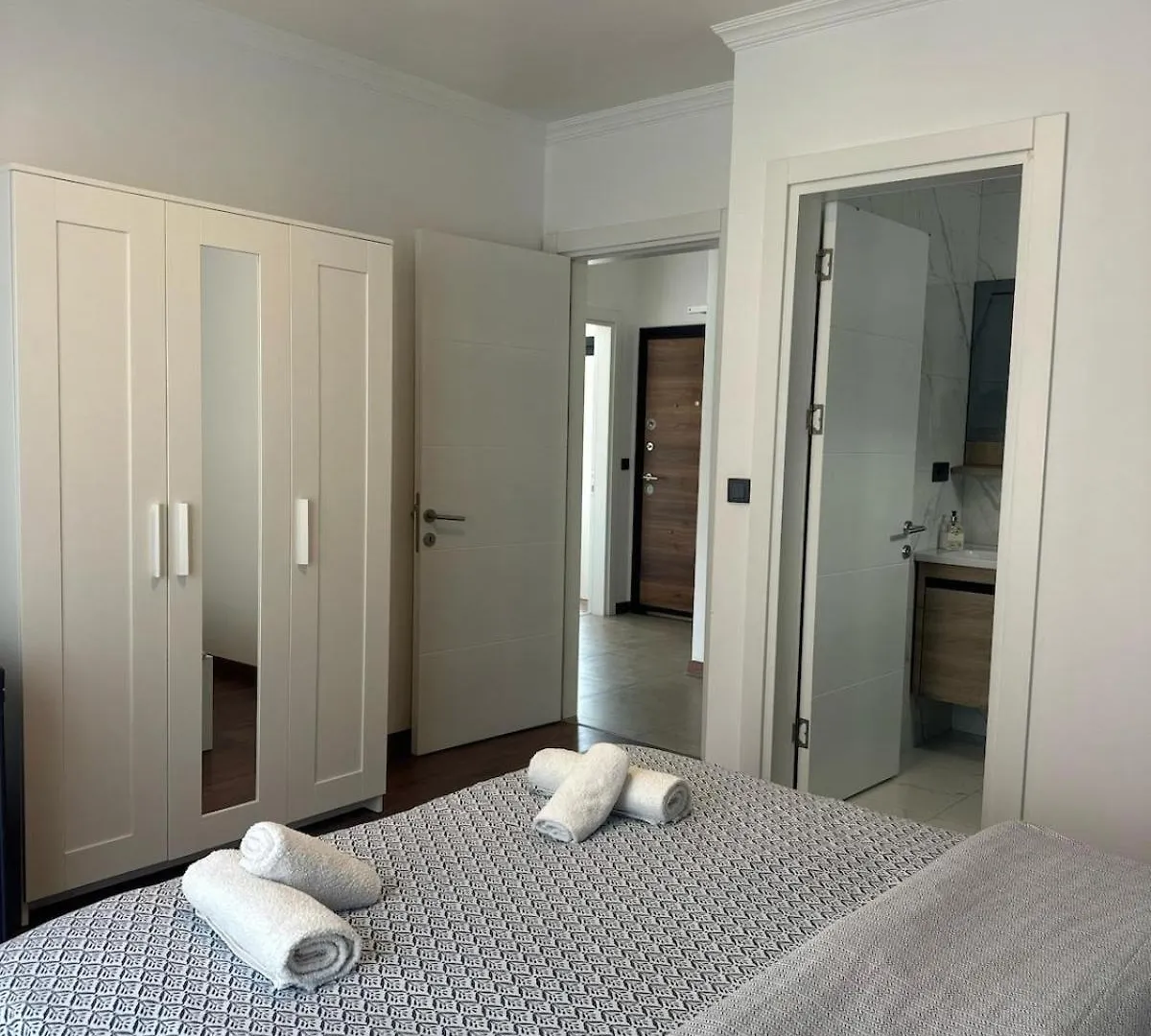 300M To Beach 2 Bedroom Garden Floor Flat With Pool - Yeni Duenya Bodrum A1 Apartman